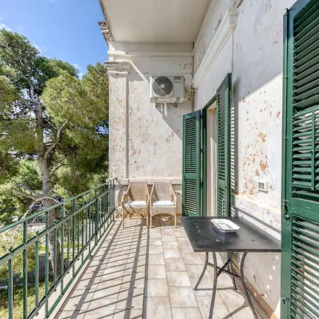 Luisa Santa Maria di Leuca