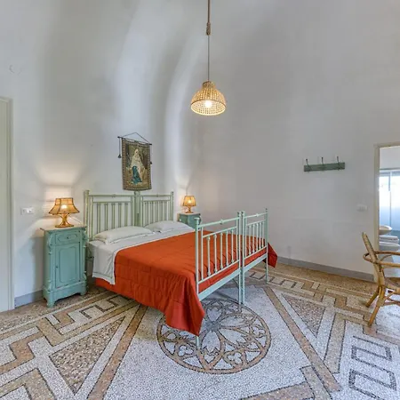 Villa Luisa *